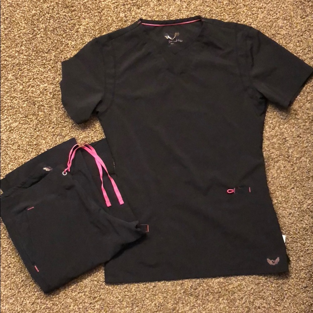 Smitten scrub set